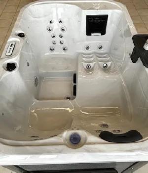 Spa Tyro White Marble - Gris